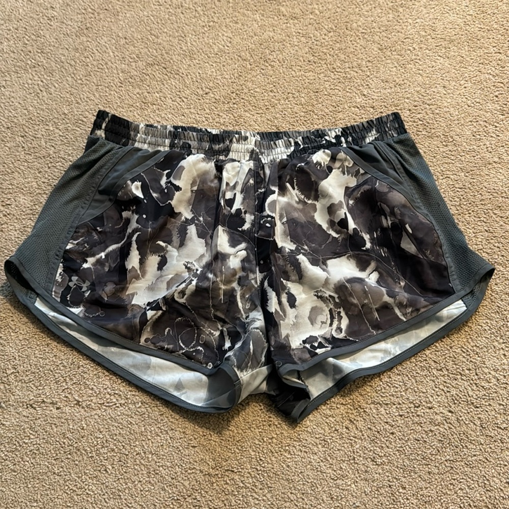 Under Armour Printed Athletic Shorts with Pockets